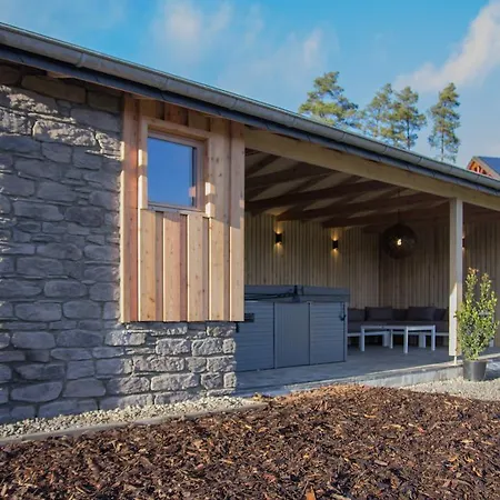 Dom wakacyjny Chalet De Luxe Valentina